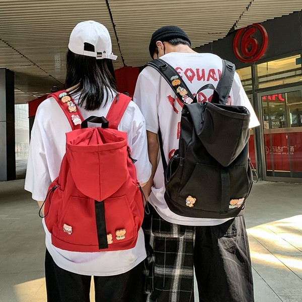 Moderan muški ruksak s aplikacijom u boji u tri boje