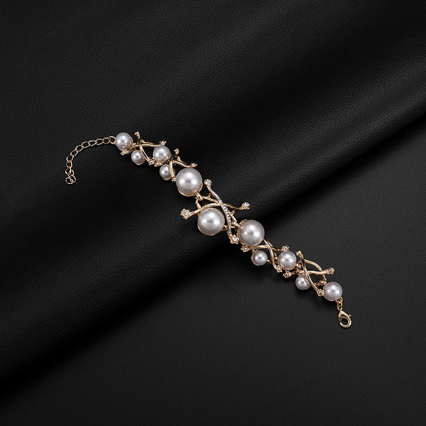 Γυναικείο κομψό σετ δαχτυλίδι, βραχιόλι, κολιέ και σκουλαρίκια με πέρλες