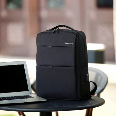 Alkalmi férfi hátizsák cipzárral és elülső zsebekkel, laptop számára