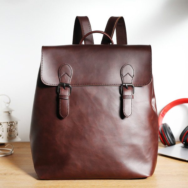 Meeste nahast pandlaga seljakott – kahes värvitoonis