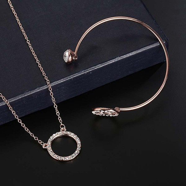 Napi készlet nyaklánc fülbevaló és karkötő díszítő kövekkel