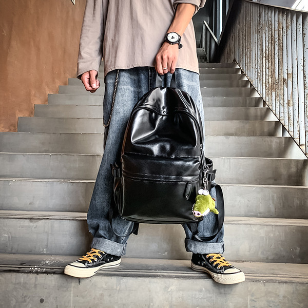 Uue mudeli laiade rihmadega nahast meeste seljakott