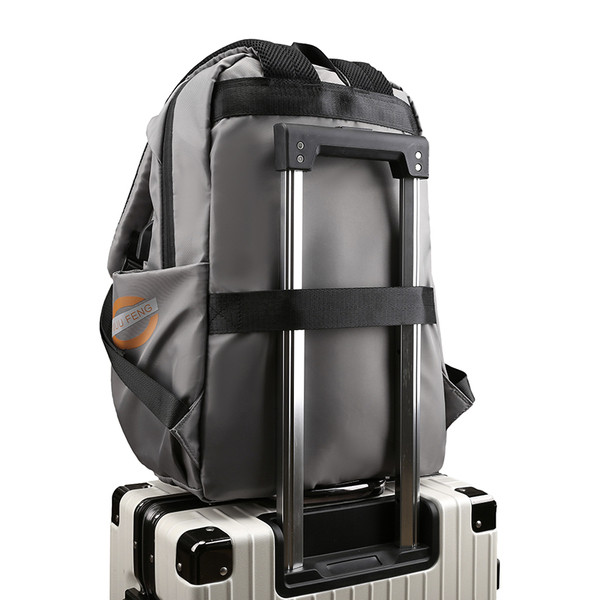 Uus mudel meeste seljakott rihmade ja taskuga