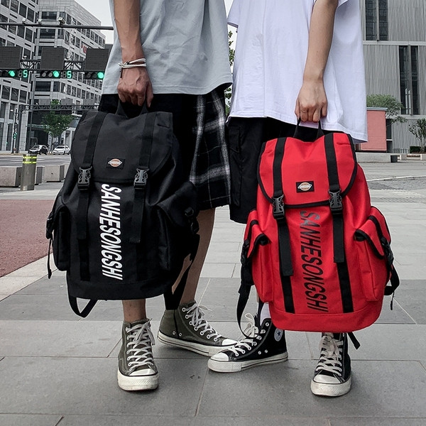 Meeste spordiseljakott kirjaga - sobib reisimiseks