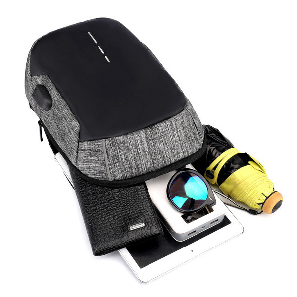 Hétköznapi férfi hátizsák cipzárral és egy pánttal, négy színben