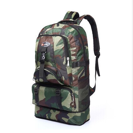 Sülearvutile sobiv lukuga meeste kamuflaažikott