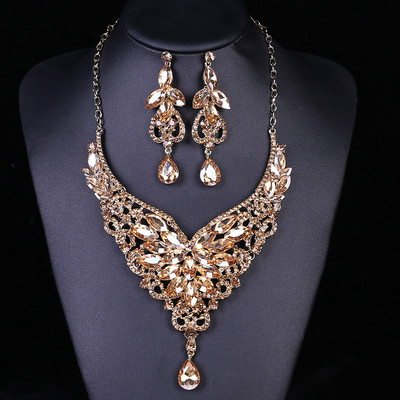Stiilne dekoratiivkividega kaelakee ja kõrvarõngaste komplekt