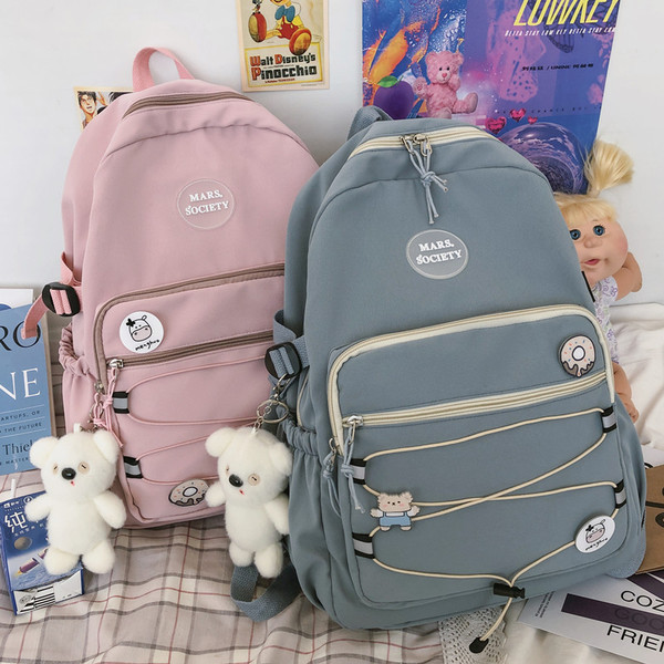 Casual meeste seljakott esitasku ja 3D elemendiga