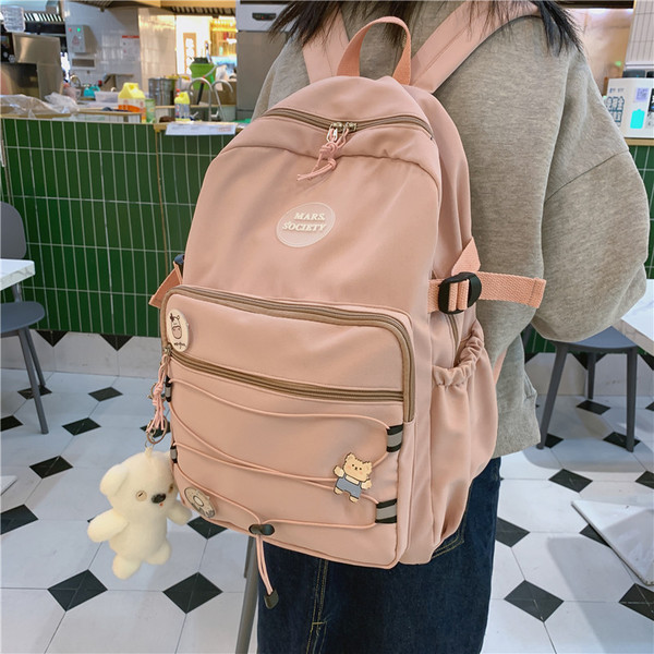 Casual meeste seljakott esitasku ja 3D elemendiga