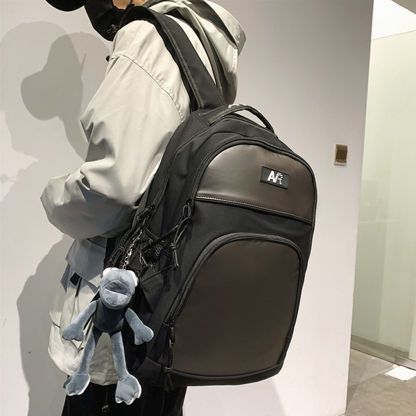 Új modell férfi hátizsák négy színben elülső zsebbel és cipzárral