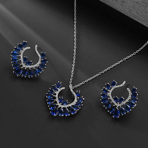 Naiste stiilne kividega kaelakee ja kõrvarõngaste komplekt