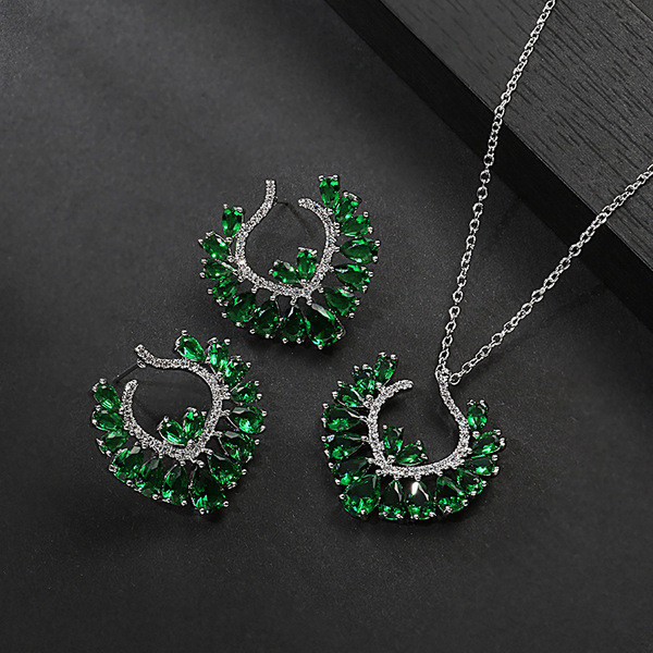 Naiste stiilne kividega kaelakee ja kõrvarõngaste komplekt