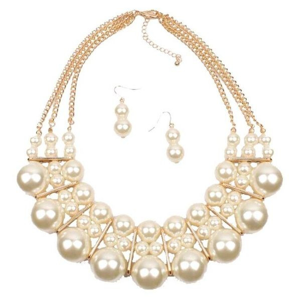 Μοντέρνο γυναικείο σετ κολιέ και κοντά σκουλαρίκια με πέρλες