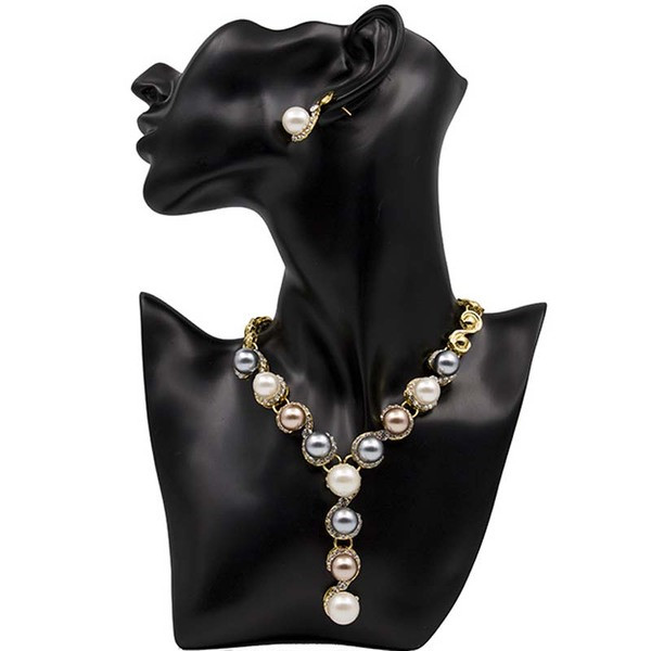 Stiilne pärlitega kaelakee ja kõrvarõngaste komplekt