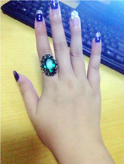 Дамски ежедневен пръстен с камък