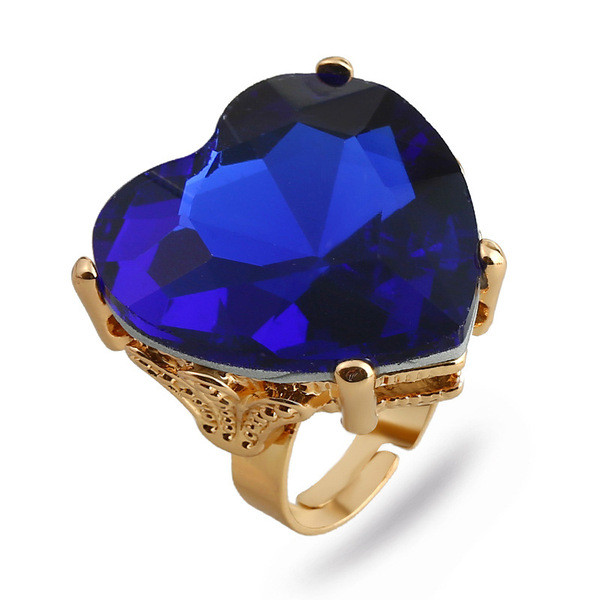 Γυναικείο καθημερινό δαχτυλίδι σε σχήμα καρδιάς με πέτρες