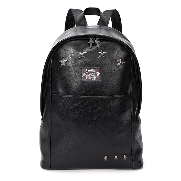 Moodne meeste nahast seljakott metallelementidega