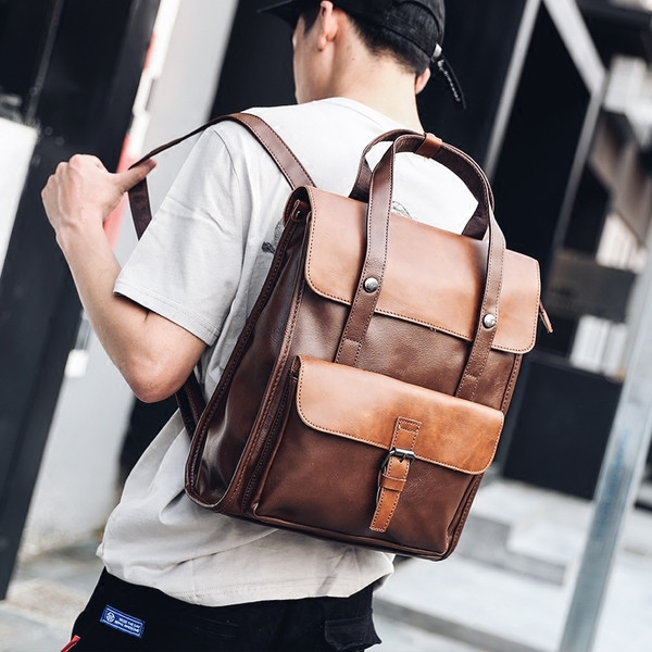 Ανδρικό έκο δερμάτινο σακίδιο με αγκράφα