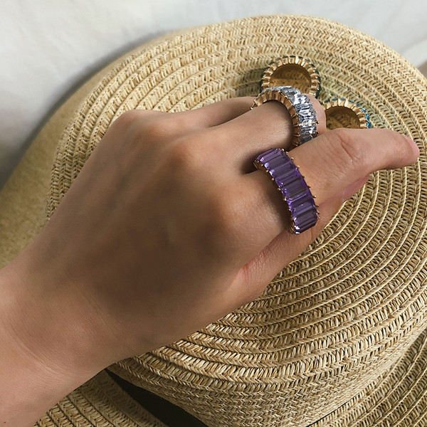 Μοντέρνο γυναικείο δαχτυλίδι φαρδύ μοντέλο