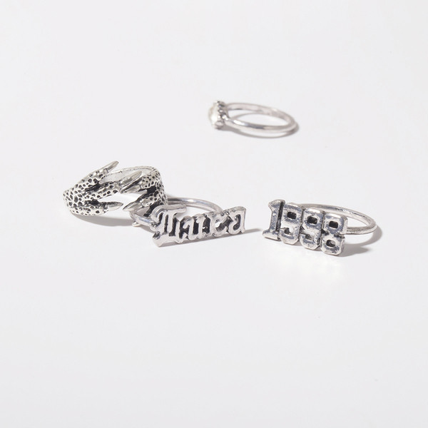 Μοντέρνο γυναικείο σετ από τέσσερα δαχτυλίδια - κλασικό μοντέλο