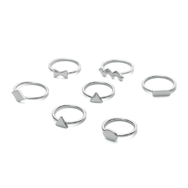 Κομψό γυναικείο σετ επτά δαχτυλίδια - κλασικό μοντέλο