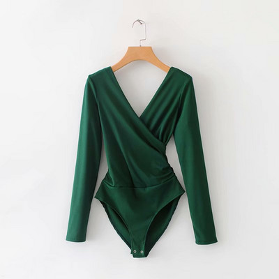 Moodne V-kaelusega naiste body