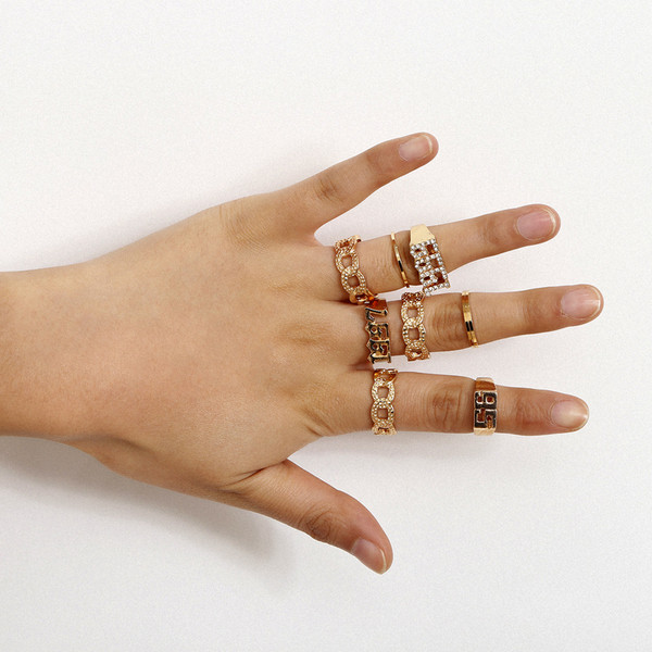 Stílusos női kilenc gyűrűs szett