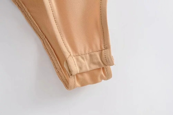 Moteriškas bodis įvairių spalvų