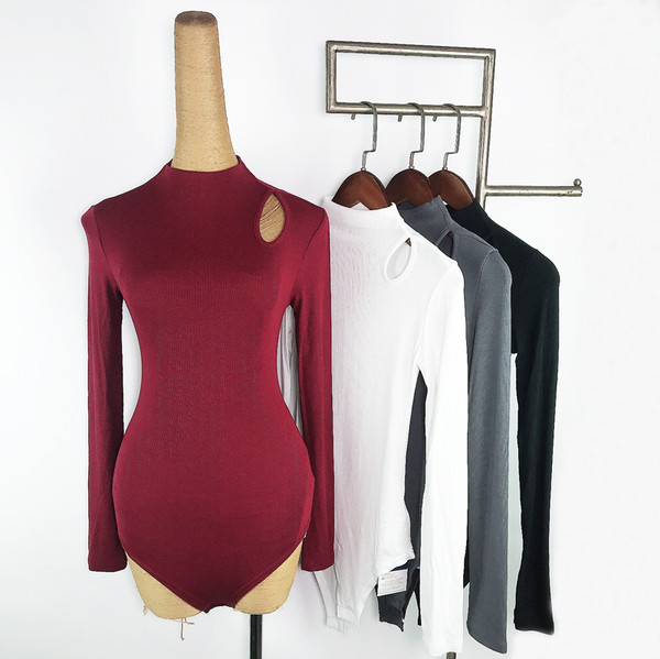 Uus madala kraega naiste body mudel