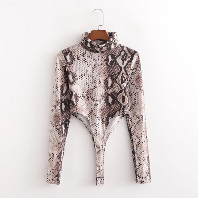 Moodne neljas värvitoonis kõrge kaelusega naiste body