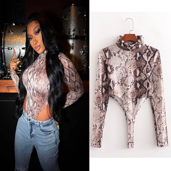 Moodne neljas värvitoonis kõrge kaelusega naiste body