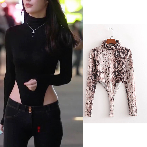 Moodne neljas värvitoonis kõrge kaelusega naiste body