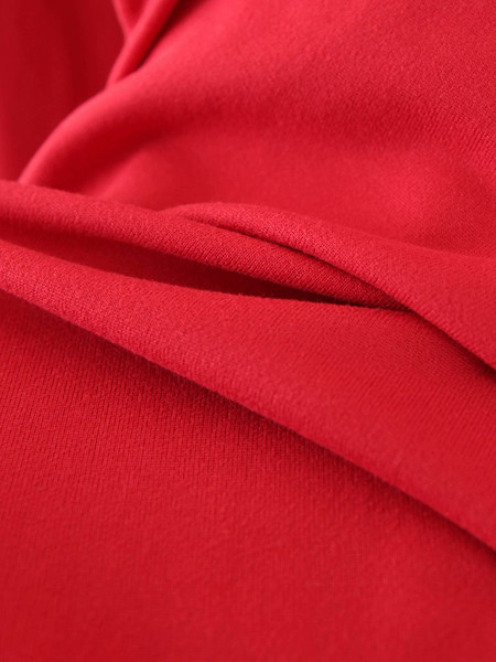  Κορμάκι με τετράγωνο ντεκολτέ και μακριά μανίκια