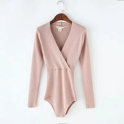 Κομψό γυναικείο  κορμάκι με λαιμόκοψη και μακριά μανίκια