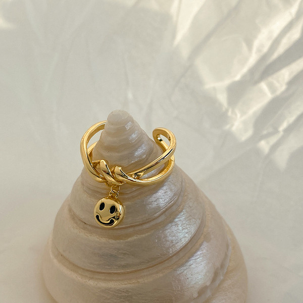 Γυναικείο καθημερινό δαχτυλίδι με μενταγιόν