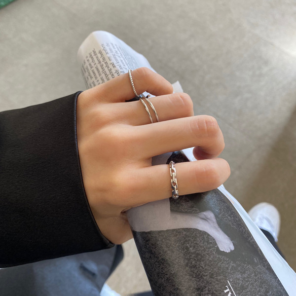 Modern gyűrűkészlet