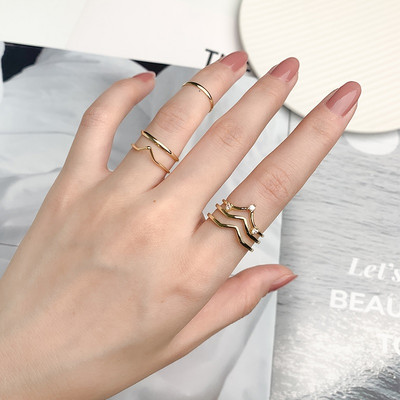 Дамски модерен комплект от пет пръстена 