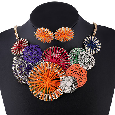 Дамски ежедневен комплект от колие и обеци