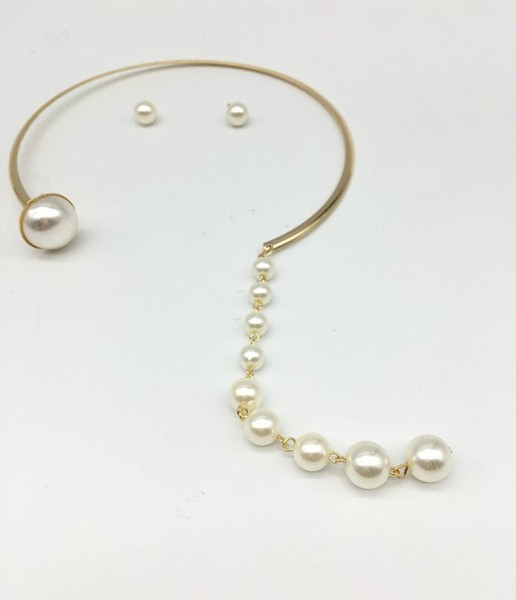 Модерен дамски комплект от огърлица и обеци