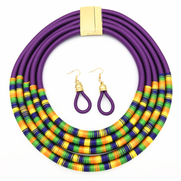 Ежедневен дамски комплект от гердан и обици