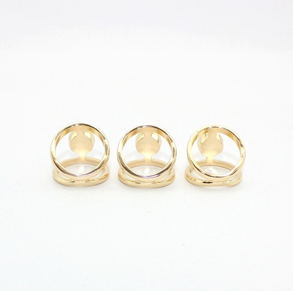 Модерен пръстен широк модел с декоративен камък