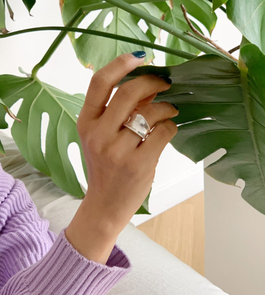 Стилен пръстен широк изчистен модел