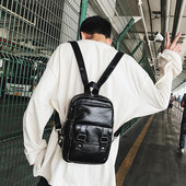 Мъжка ежедневна кожена раница с цип в черен цвят