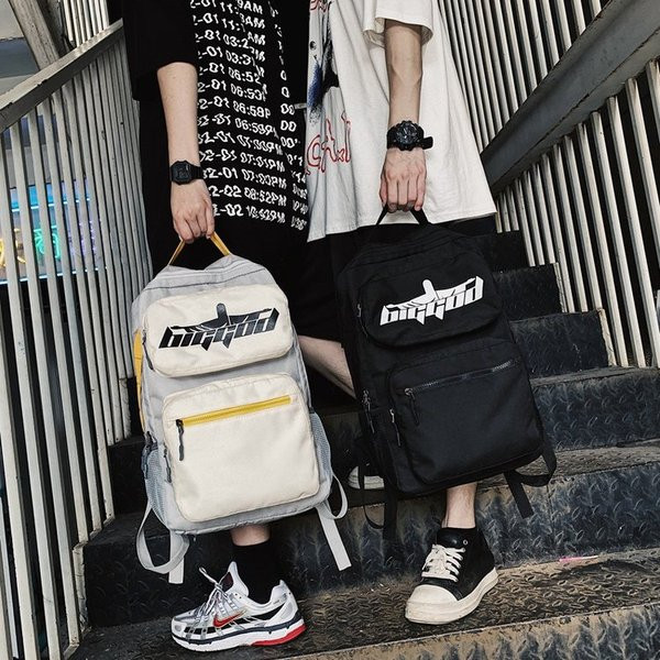 Ежедневна мъжка раница-с надпис 