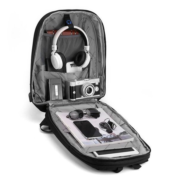 Мъжка водоустойчива и удароустойчива раница с цип