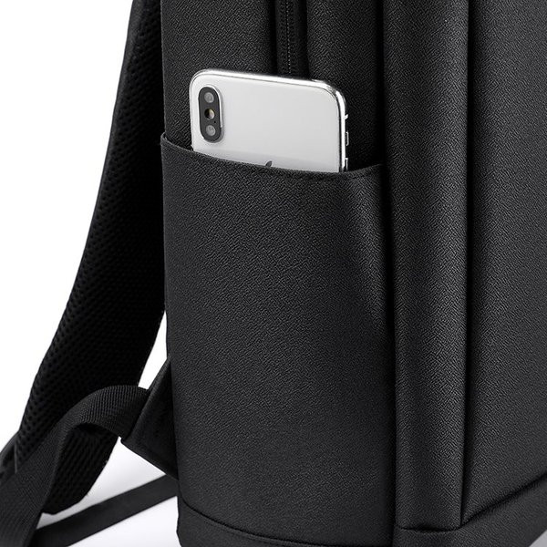 Ежедневна раница с меки презрамки в сив и черен цвят