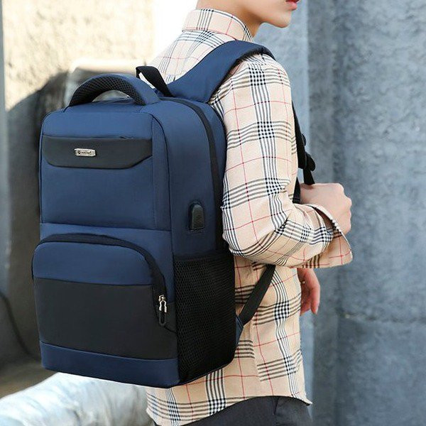 Раница за лаптоп и два предни джоба