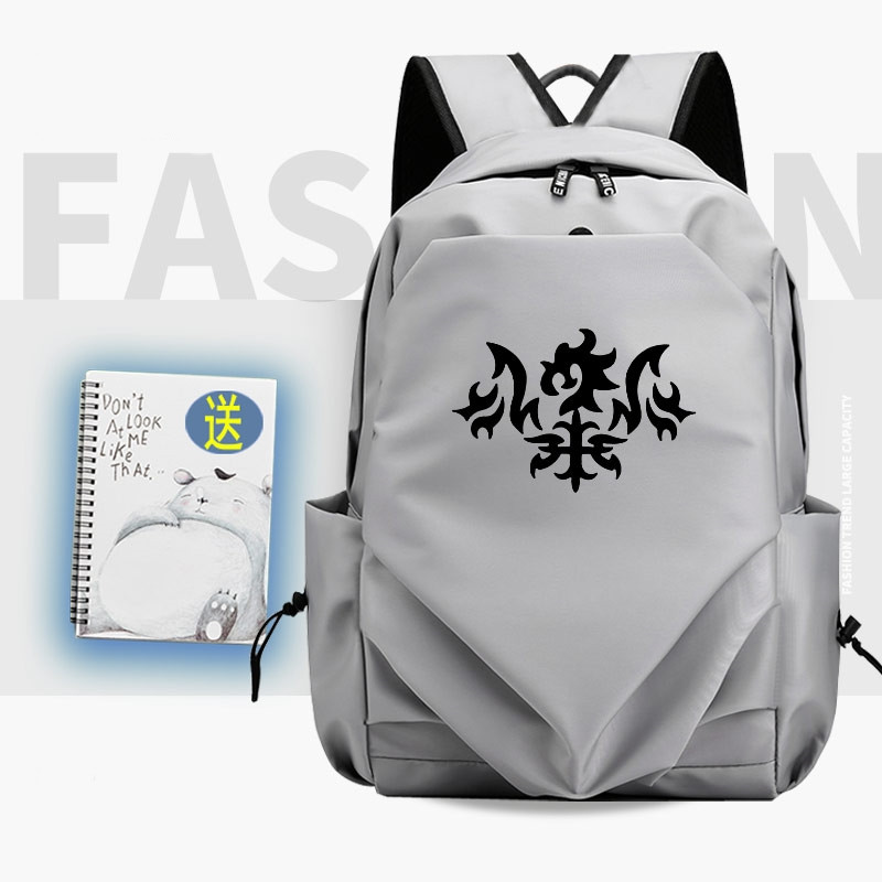 Rucsac modern pentru bărbați cu fermoar și aplicație