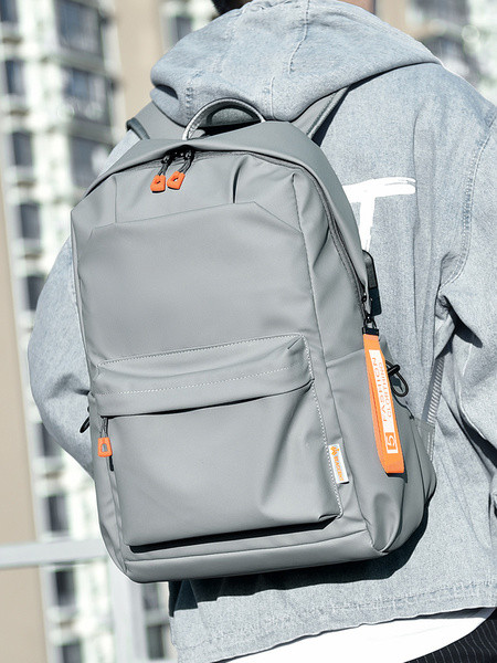 Ежедневна мъжка раница с джобове и ципове