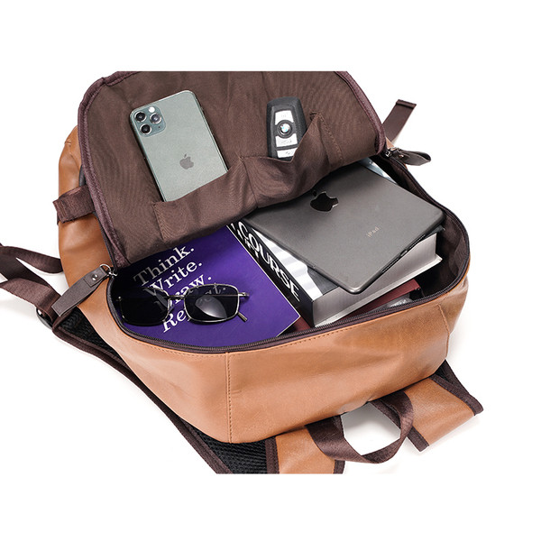 Мъжка раница в кафяв цвят от еко кожа с цип